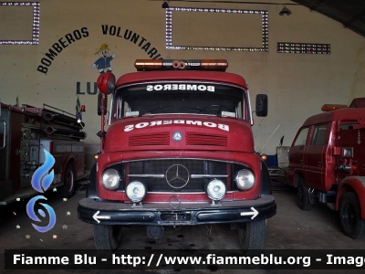 Mercedes-Benz serie L
Paraguay
 Bomberos Voluntarios Luque
