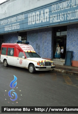 Mercedes-Benz ?
Cuerpo de Bomberos Voluntarios del Paraguay
7° Compania San Lorenzo
Parole chiave: Ambulanza