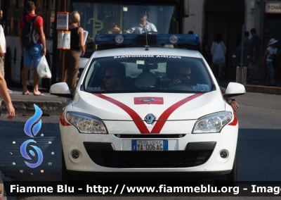 Renault Megane III serie
Polizia Municipale Firenze
 POLIZIA LOCALE YA006AG
M 46
Parole chiave: Toscana (FI) Polizia_Locale POLIZIALOCALEYA006AG Renault Megane_IIIserie