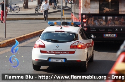 Renault Megane III serie
Polizia Municipale Firenze
 POLIZIA LOCALE YA006AG
M 46
Parole chiave: Toscana (FI) Polizia_Locale POLIZIALOCALEYA006AG Renault Megane_IIIserie
