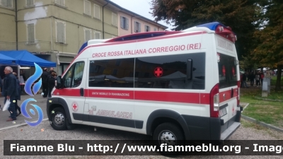 Fiat Ducato X350
Croce Rossa Italiana
Comitato Locale di Correggio (RE)
Ambulanza allestita Aricar
CRI 851 AB
Parole chiave: Fiat Ducato_X250 Ambulanza CRI851AB