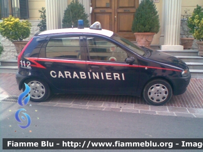 Fiat Punto II serie
Carabinieri
Parole chiave: Fiat Punto_IISerie