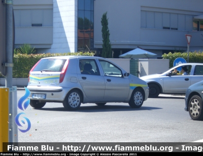 Fiat Punto II serie
Misericordia Capezzano Pianore (LU)
Guardia Medica
Parole chiave: Fiat Punto_IISerie