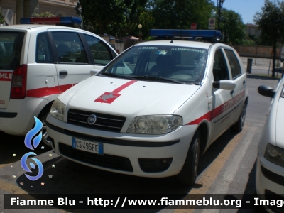 Fiat Punto III serie
Polizia Municipale Ponsacco
Allestita Giorgetti Car

Parole chiave: Fiat Punto_IIIserie