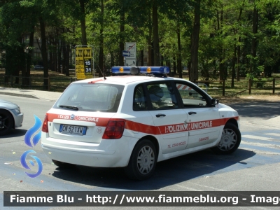 Fiat Stilo III serie
Polizia Municipale Camaiore (LU)
Allestita Ciabilli
Codice Automezzo: 18
Parole chiave: Fiat Stilo_IIIserie