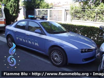 Alfa Romeo 159
Polizia di Stato
Squadra Volante
POLIZIA H1095
Parole chiave: Alfa-Romeo 159 PoliziaH1095
