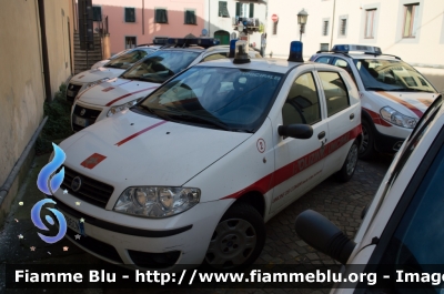 Fiat Punto III serie
Polizia Municipale Unione dei comuni Media Valle del Serchio (LU)
Parole chiave: Fiat Punto_IIIserie