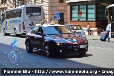 Alfa Romeo 159
Carabinieri
CC CA 379
Parole chiave: Alfa_romeo_159_Carabinieri_CC_CA_379_Festa_della_repubblica_2014