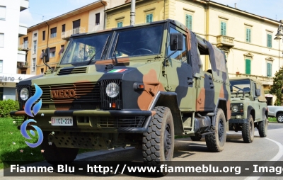 Iveco VM90
Esercito Italiano
EI CZ 228
Parole chiave: Iveco_VM90_Esercito_Italiano_EI_CZ_228_Giornate_protezione_Civile_Pisa_2013