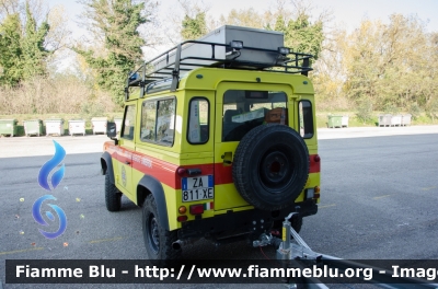Land Rover Defender 90
Corpo Nazionale Soccorso Alpino e Speleologico
 Regione Umbria
Parole chiave: Land_Rover Defender_90 Expo_Emergenze_2018