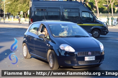 Fiat Grande Punto
Esercito Italiano
EI CU 613
Parole chiave: Fiat_Grande_Punto_EI_CU_613_Esercito_Italiano