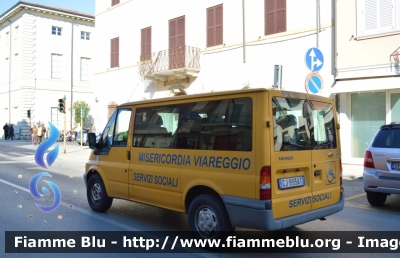 Ford Transit VI serie
Misericordia Viareggio (LU)
Servizi Sociali
Parole chiave: Ford Transit_VIserie Carnevale_Viareggio_2013