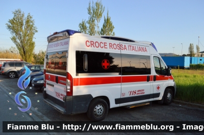 Fiat Ducato X250
Croce Rossa Italiana
Comitato Locale di Penne (PE)
Allestita Aricar
Parole chiave: Fiat Ducato_X250 Ambulanza