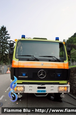 Mercedes-Benz 1530
Schweiz - Suisse - Svizra - Svizzera
Corpo Civici Pompieri Biasca
AutoPompa Serbatoio
Allestimento Rosenbauer
Parole chiave: Mercedes_Benz 1530 Corpo_Civici_Pompieri_Biasca