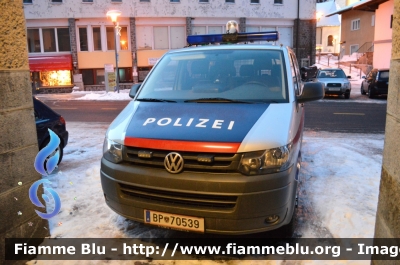 Volkswagen Transporter T5 Restyle
Österreich - Austria
Bundespolizei
Polizia di Stato
Parole chiave: Volkswagen_Transporter_T5_Restyle_Bundespolizei_Polizia_di_Stato