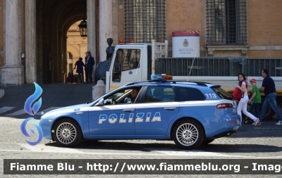 Alfa Romeo 159 Sportwagon Q4
Polizia di Stato
Polizia Stradale
Parole chiave: Alfa_Romeo_159_Sportwagon_Q4_Polizia_di_Stato_Polizia_Stradale_Festa_della_Repubblica_2014
