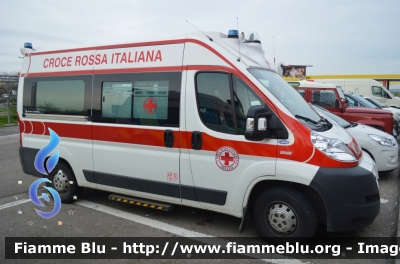 Fiat Ducato X250
Croce Rossa Italiana
Comitato Provinciale di Arezzo
Allestita Odone
CRI 365 AC
Parole chiave: Fiat Ducato_X250 CRI365AC Ambulanza