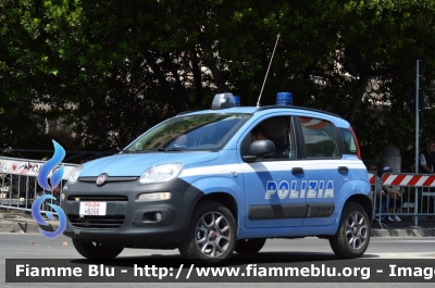 Fiat Nuova Panda 4x4 II serie
Polizia di Stato
POLIZIA H8266
Parole chiave: Fiat_Nuova_Panda_4x4_II_serie_POLIZIA_H8266_Polizia_di_Stato_Festa_della_Repubblica_2014
