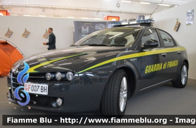 Alfa Romeo 159
Guardia di Finanza
GdiF 087 BH

Esposta al REAS 2013
Parole chiave: Alfa_Romeo_159_Guardia_di_Finanza_GdiF_087_BH_REAS_2013