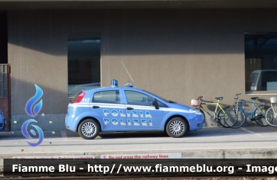 Fiat Grande Punto
Polizia di Stato
Questura di Bolzano
Polizia Ferroviaria
Parole chiave: Fiat Grande_Punto