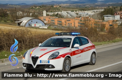 Alfa Romeo Nuova Giulietta Restyle
Polizia Municipale Siena
POLIZIA LOCALE YA 915 AM
Parole chiave: Alfa_Romeo Nuova_Giulietta Restyle POLIZIA_LOCALE YA915AM