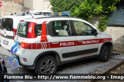 Fiat Nuova Panda 4x4 II serie
Polizia Municipale Massarosa (LU)
Allestita Bertazzoni
Parole chiave: Fiat Nuova_Panda_4x4_IIserie