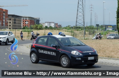Fiat Punto VI serie
Carabinieri
CC DQ 205
Parole chiave: Fiat Punto_VIserie CCDQ205