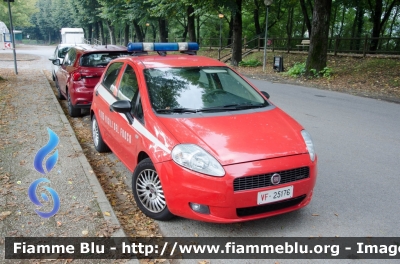 Fiat Grande Punto
Vigili del Fuoco
Comando Provinciale di Firenze
VF 25176
Parole chiave: Fiat Grande_Punto VF25176