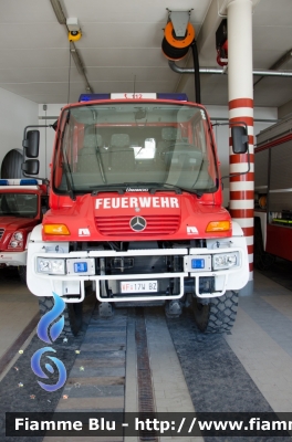 Mercedes-Benz Unimog U500
Vigili del Fuoco
Unione Distrettuale di Bolzano
Corpo Volontario di Santa Cristina (BZ)
Freiwillige Feuerwehr St. Christina
VF 17W BZ
Parole chiave: Mercedes_Benz Unimog_U500 VF17WBZ