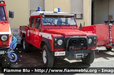 Land Rover Defender 130
Vigili del Fuoco
Comando Provinciale di Arezzo
Distaccamento Volontario di Pratovecchio
VF 21268
Parole chiave: Land_Rover Defender_130 VF21268