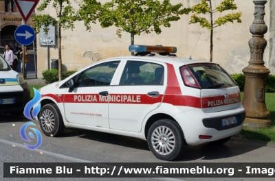 Fiat Punto Evo
40 - Polizia Municipale San Giuliano Terme (PI)
POLIZIA LOCALE YA 927 AA
Parole chiave: Fiat Punto_Evo POLIZIALOCALEYA927AA