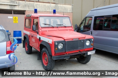 Land Rover Defender 90
Vigili del Fuoco
Comando Provinciale di Firenze
Distaccamento Permanente di Firenze Ovest
VF 19560
Parole chiave: Land_Rover Defender_90 VF19560