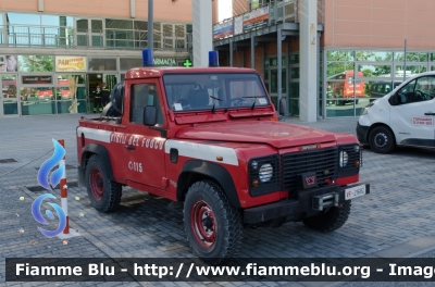 Land Rover Defender 90
Vigili del Fuoco
Comando Provinciale di Firenze
VF 21682
Parole chiave: Land_Rover Defender_90 VF21682
