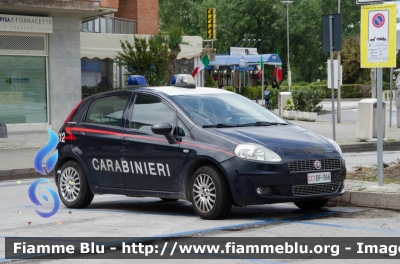 Fiat Grande Punto
Carabinieri
CC DF 366
Parole chiave: Fiat Grande_Punto CCDF366