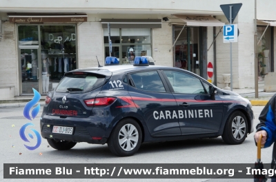 Renault Clio IV serie
Carabinieri
CC DJ 805
Parole chiave: Renault Clio_IVserie CCDJ805