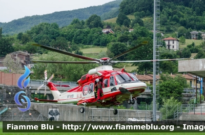Agusta Westland AW139
Vigili del Fuoco
Servizio Aereo
Nucleo Elicotteri di Bologna
Drago VF 151
Parole chiave: Agusta Westland_AW139 VF151