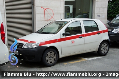 Fiat Punto III serie
Croce Rossa Italiana
Comitato Provinciale Grosseto
CRI A305C
Parole chiave: Fiat Punto_IIIserie CRIA305C