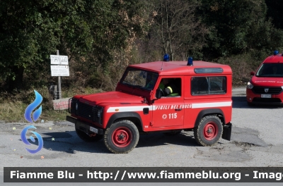 Land Rover Defender 90
Vigili del Fuoco
Comando Provinciale di Firenze
Distaccamento di Empoli
VF 19562
Parole chiave: Land Rover_Defender_90 Vigili_del_Fuoco_Firenze VF19562