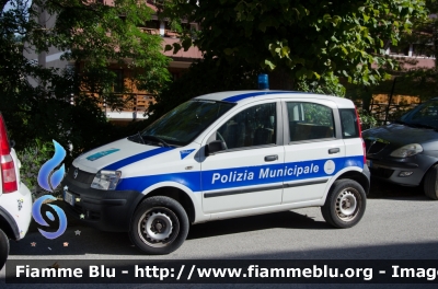 Fiat Nuova Panda 4x4 I serie
Polizia Municipale Campo di Giove (AQ)
Parole chiave: Fiat Nuova_Panda_4x4_Iserie