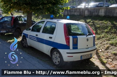 Fiat Punto III serie
Municipio di Bugnara (AQ)
Parole chiave: Fiat Punto_IIIserie