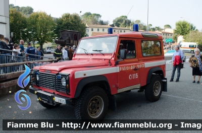 Land Rover Defender 90
Vigili del Fuoco
Comando Provinciale di Pisa
Distaccamento Permanente di Saline
VF 19576
Parole chiave: Land_Rover Defender_90 VF19576