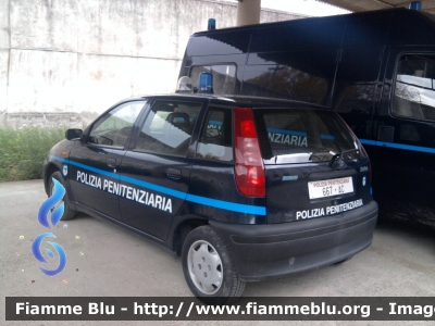 Fiat Punto I serie
Polizia Penitenziaria
Autovettura Utilizzata dal Nucleo Radiomobile per i Servizi Istituzionali
Autovettura con faro
POLIZIA PENITENZIARIA 667 AC
Parole chiave: Fiat Punto_Iserie PoliziaPenitenziaria667AC