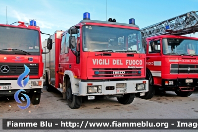 Iveco EuroFire 150E27 I serie
Vigili del Fuoco
Comando Provinciale di Roma
VF 19007
Parole chiave: Iveco EuroFire_150E27_Iserie VF19007