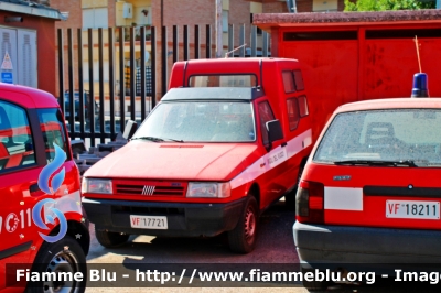 Fiat Fiorino II serie
Vigili del Fuoco
Comando Provinciale di Rieti
VF 17721
Parole chiave: Fiat Fiorino_IIserie VF17721