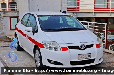 Toyota Auris
Croce Rossa Italiana 
Comitato di San Benedetto del Tronto
CRI 759 AA
Parole chiave: Toyota Auris CRI759AA