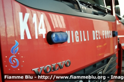 Volvo FL280 III serie
Vigili del Fuoco
Comando Provinciale di Rimini
Distaccamento Permanente di Novafeltria (RN)
AutoPompaSerbatoio allestimento BAI
Automezzo non operativo e non totalmente caricato al momento della foto
VF 25707
Parole chiave: Volvo FL280_IIIserie VF25707