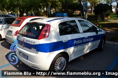 Fiat Grande Punto
Polizia Municipale
Riccione (RN)

Parole chiave: Fiat Grande_Punto Le_Giornate_della_Polizia_Locale_2018