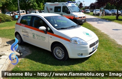 Fiat Grande Punto
Croce Verde Gambettola (FC)
-Festa del 25° Fondazione - Croce Verde Gambettola-
Parole chiave: Fiat Grande_Punto