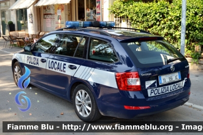 Skoda Octavia Wagon IV serie 4x4
Polizia Locale
Cavaion Veronese (VR)
POLIZIA LOCALE YA 956 AC
Parole chiave: Skoda Octavia_Wagon_IVserie_4x4 POLIZIALOCALEYA956AC Le_Giornate_della_Polizia_Locale_2018