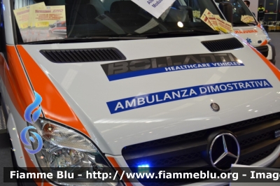 Mercedes-Benz Sprinter III serie
Ambulanza di Soccorso
Allestimento Bollanti
-veicolo dimostrativo in esposizione al reas 2011-
Parole chiave: Mercedes-Benz Sprinter_IIIserie Ambulanza Reas_2011